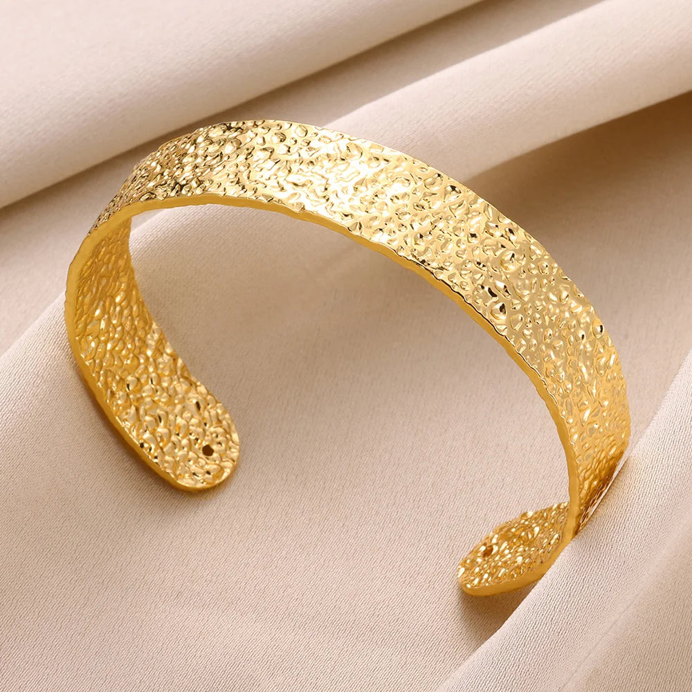 “Golden Wave Cuff Bracelet”