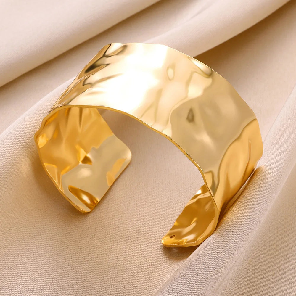 “Golden Wave Cuff Bracelet”