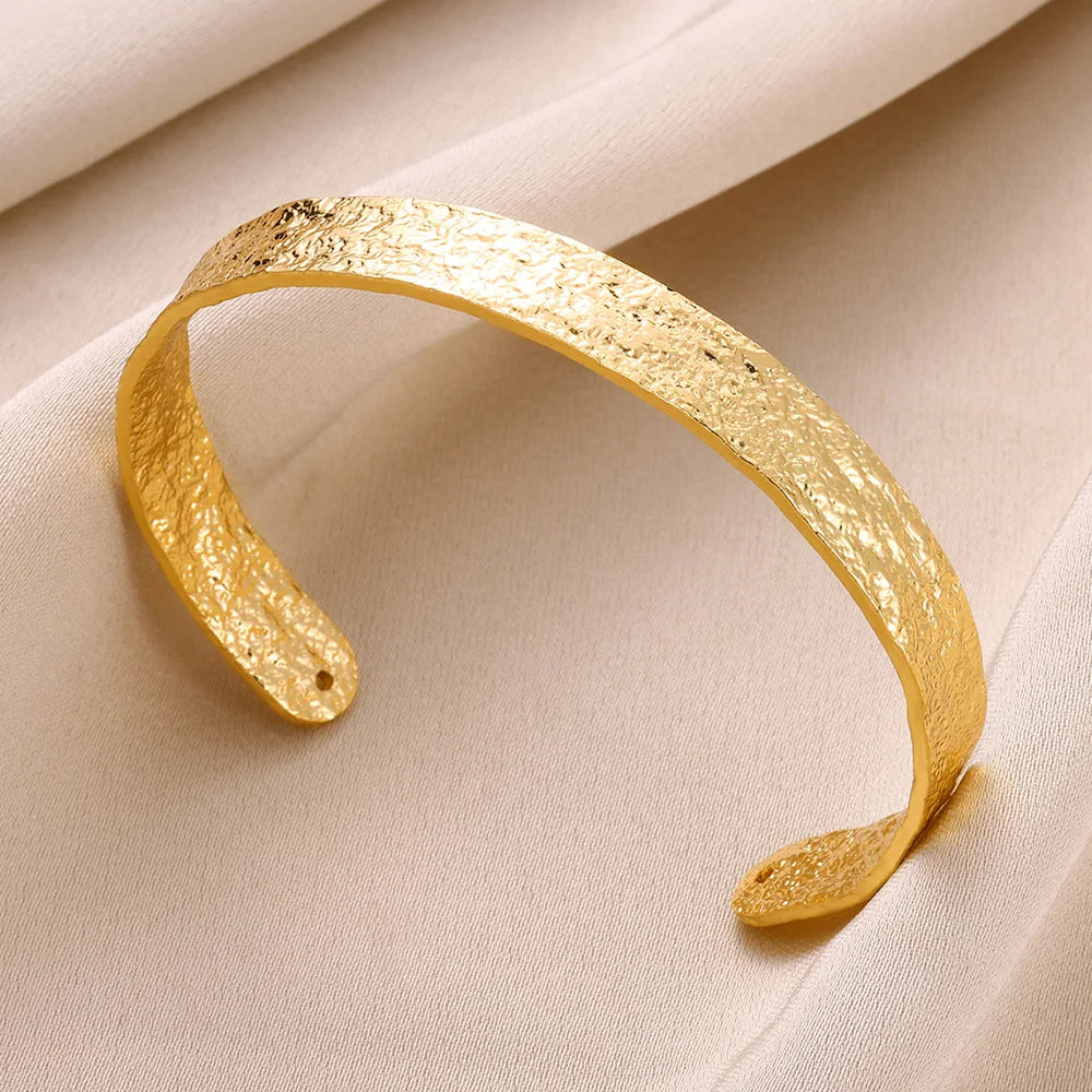 “Golden Wave Cuff Bracelet”